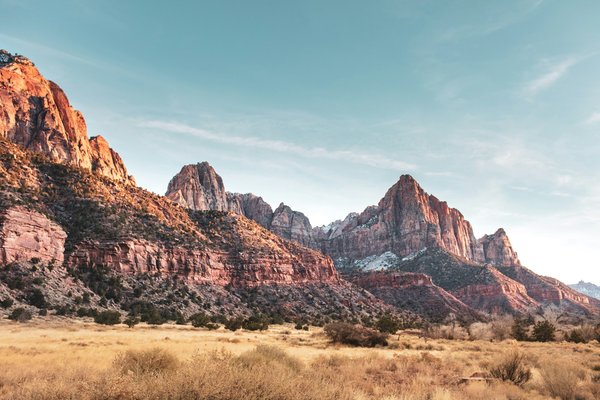 Comment découvrir les sentiers de randonnée du parc national de Zion, USA ?